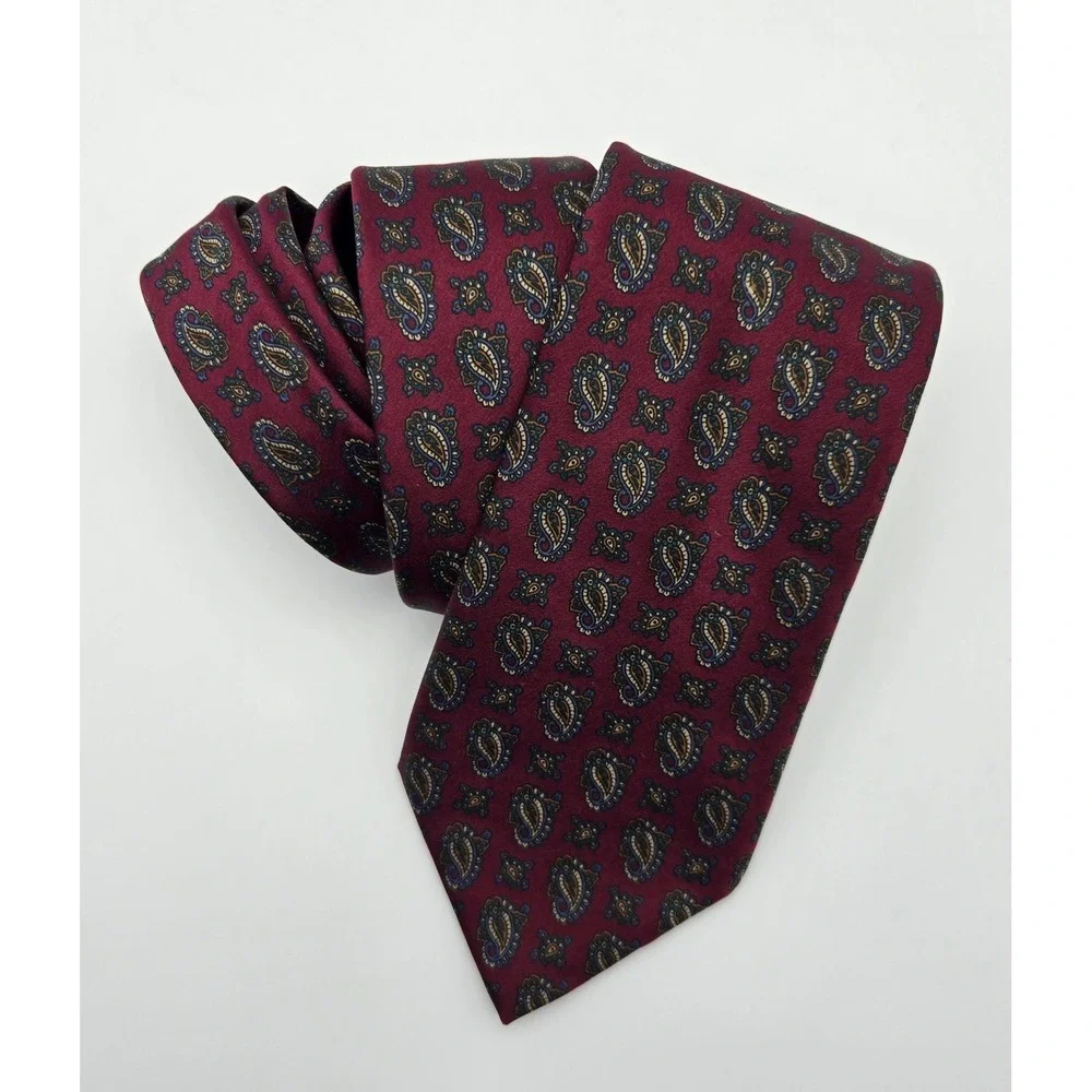 Vintage Paisley Silk Neck Tie Mens Burgundy‎ Classic Boutique Dress Tie